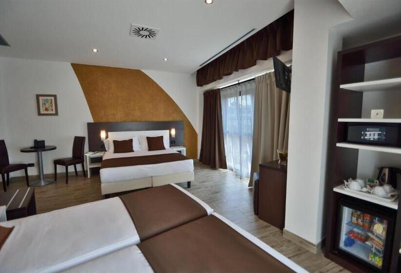 سوییت جونیور, Luxor Florence