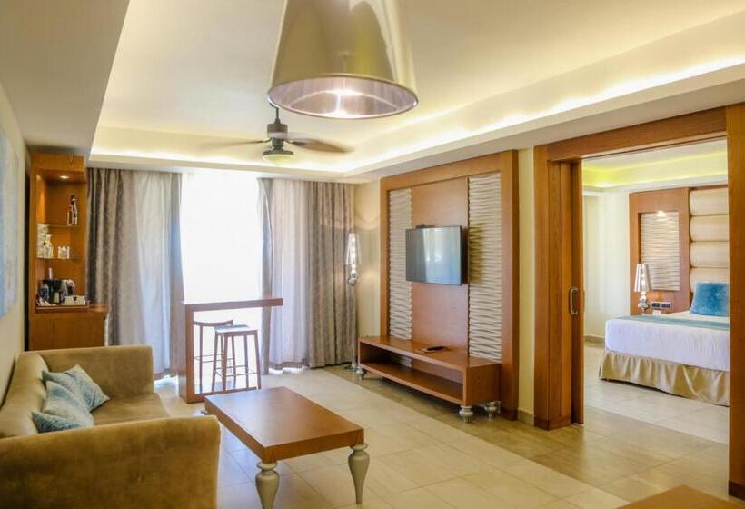 سوئیت کلوب با چشم‌انداز دریا, Majestic Mirage Punta Cana, All Suites – All Inclusive