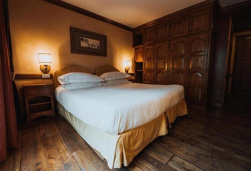 اتاق کلاسیک, Qc Termemontebianco