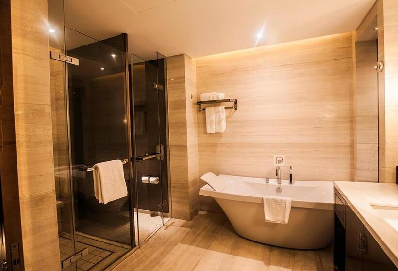اتاق اجرایی با تخت بزرگ, Royal Century Hotel Shanghai