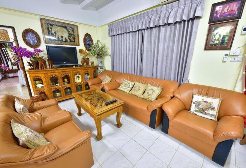 اتاق لوکس, Saithong House
