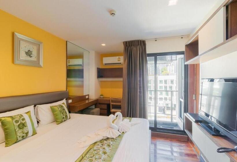 استودیوی لوکس, Silom Forest Exclusive Residence