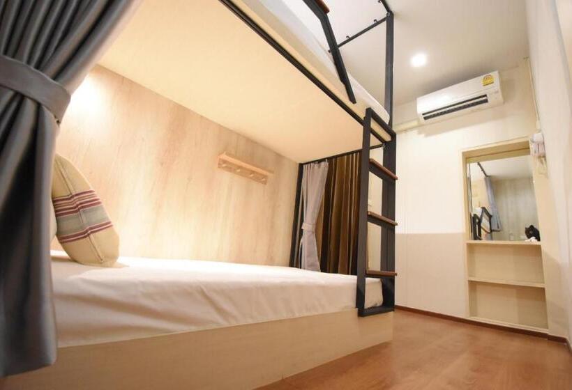 Bed in Shared Room with Shared Bathroom, Silom Forest Exclusive Residence