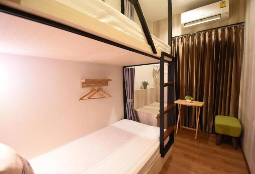 Bed in Shared Room with Shared Bathroom, Silom Forest Exclusive Residence