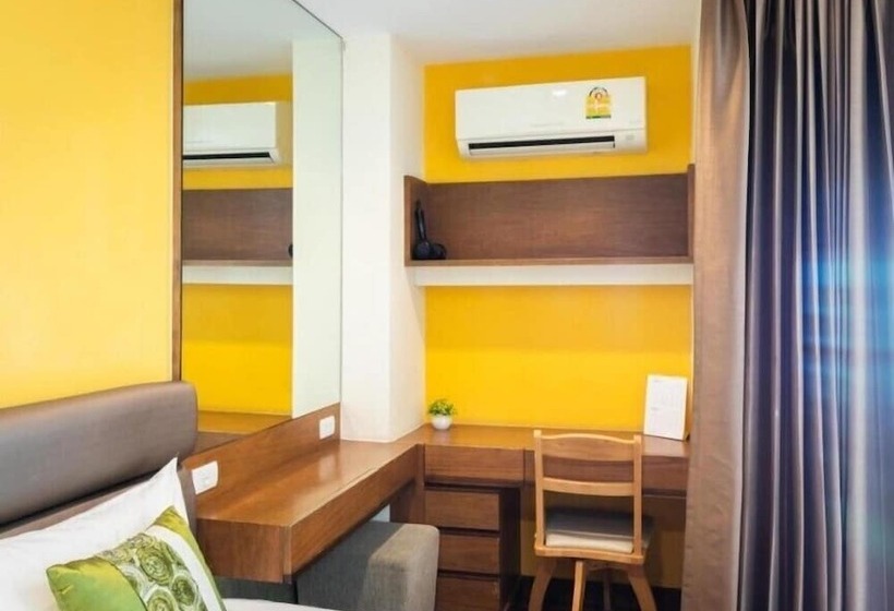 استودیوی لوکس, Silom Forest Exclusive Residence