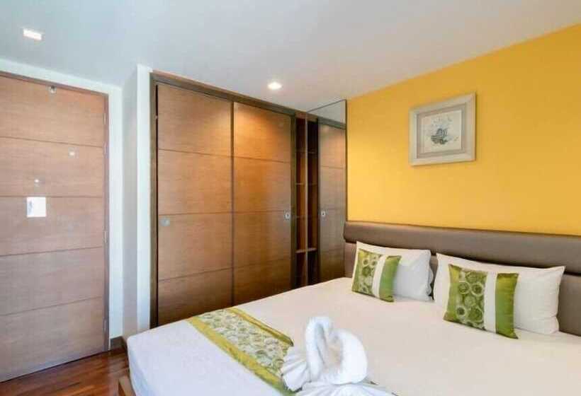 استودیوی لوکس, Silom Forest Exclusive Residence