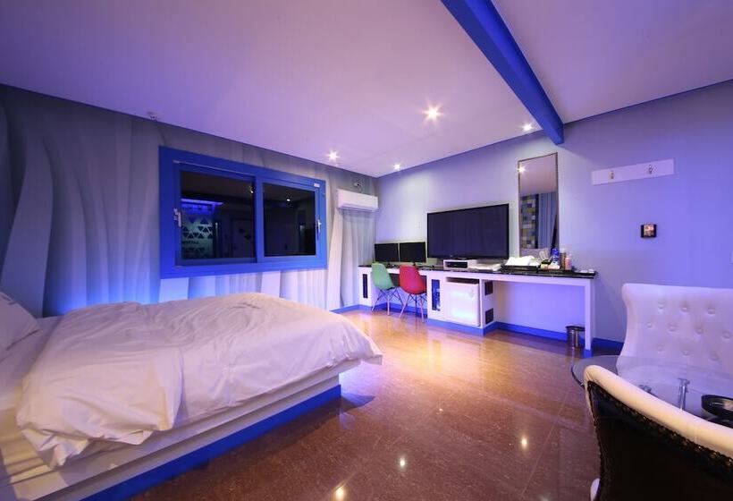 اتاق استاندارد, Star Motel