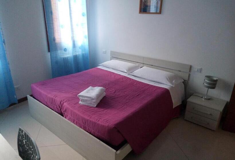 تختخواب در اتاق مشترک, Sweet Venice   Rooms & Apartments