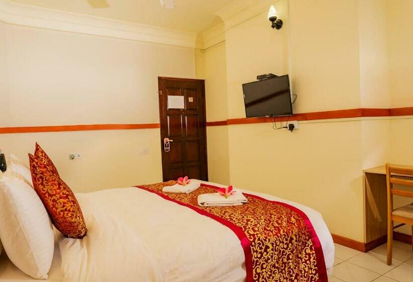اتاق استاندارد, One On Inn Maldives