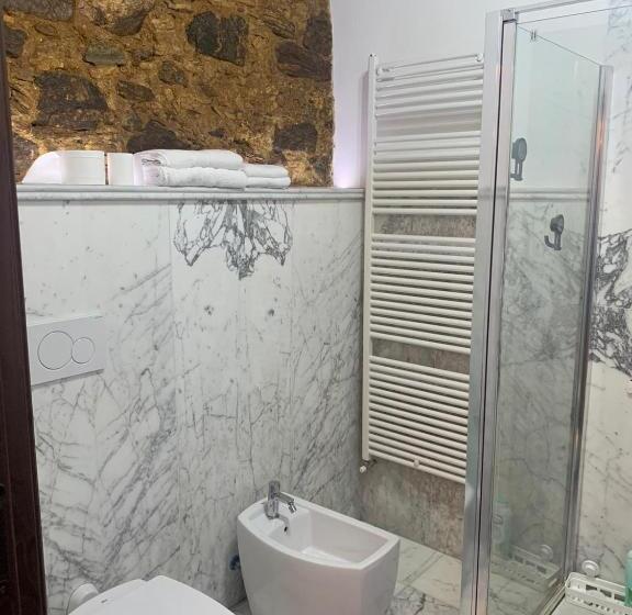اتاق لوکس چهار تخته, B&b Le Casette
