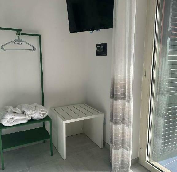 اتاق استاندارد با چشم‌انداز کوهستان, B&b Villa Fabrizia