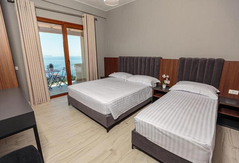 Deluxe Suite Sea View, Amare