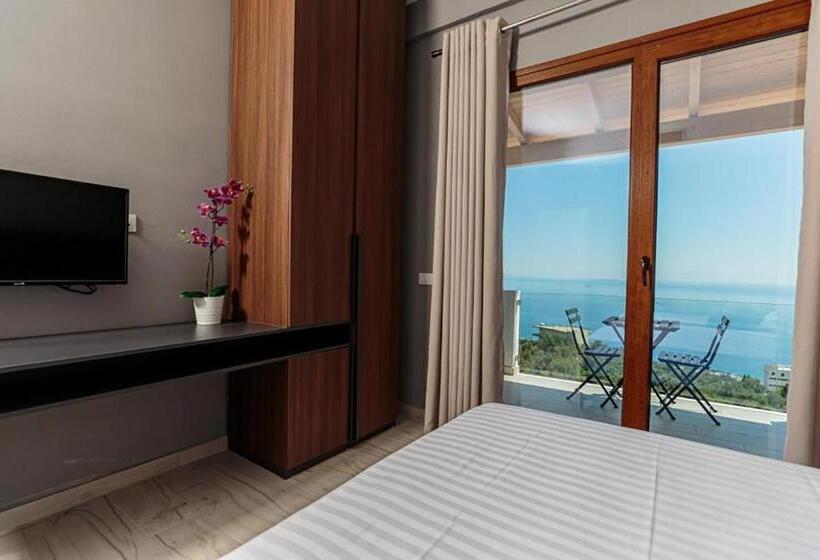 Deluxe Suite Sea View, Amare