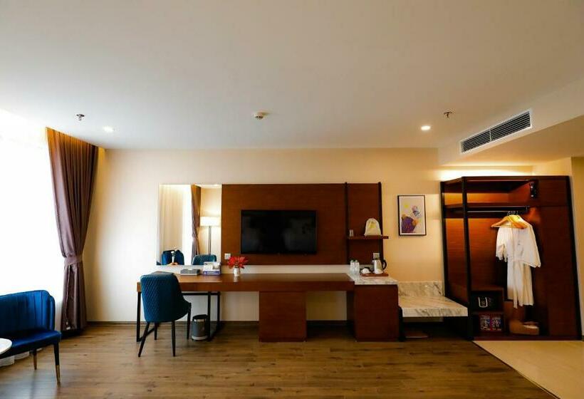 اتاق استاندارد با چشم‌انداز باغ, Grand Phoenix Hotel Bac Ninh