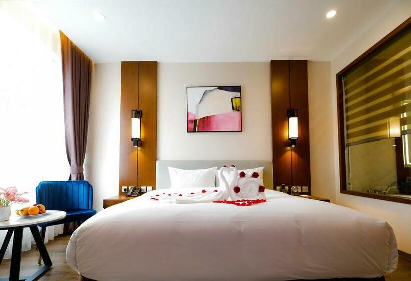 اتاق استاندارد با چشم‌انداز باغ, Grand Phoenix Hotel Bac Ninh