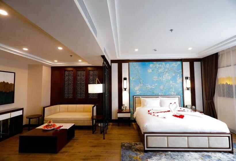 مجموعه ویستا شهر, Grand Phoenix Hotel Bac Ninh