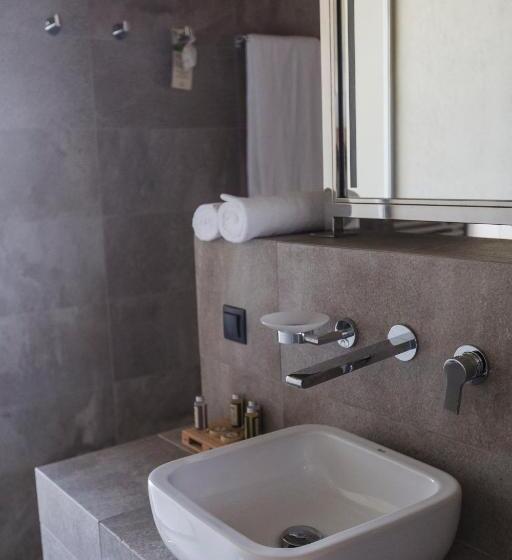 اتاق استاندارد با تخت بزرگ, Castel Mimi Wine Resort