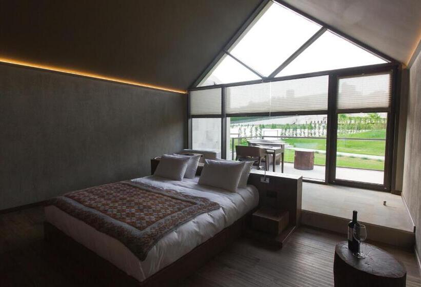 اتاق استاندارد با تخت بزرگ, Castel Mimi Wine Resort