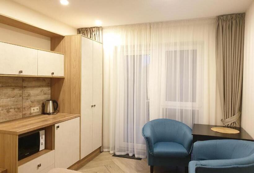 اتاق استاندارد با تراس, Amber Drop Apartments