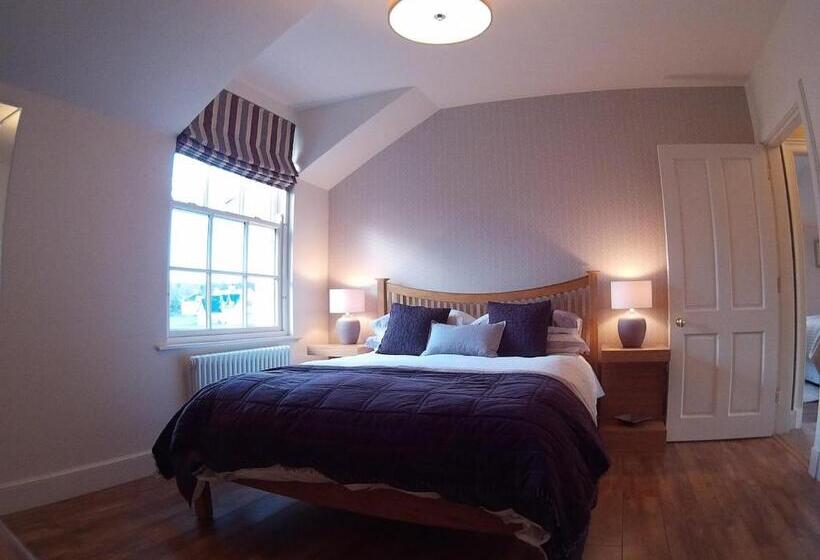 خانه 1 خوابه, Gate Lodge At Lough Erne Golf Village