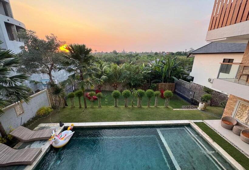 سوییت, Gm Guest House Canggu