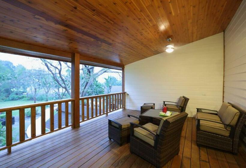 اتاق استاندارد با تخت بزرگ, Country Story B&b