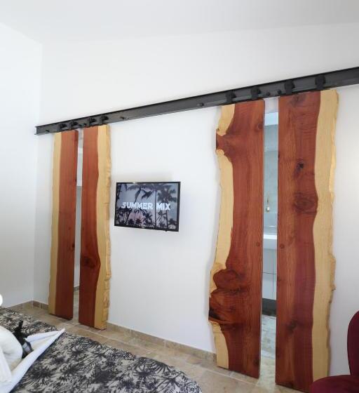 ویلای لوکس 1 خوابه, Hôtel Confidentiel Le Grecale