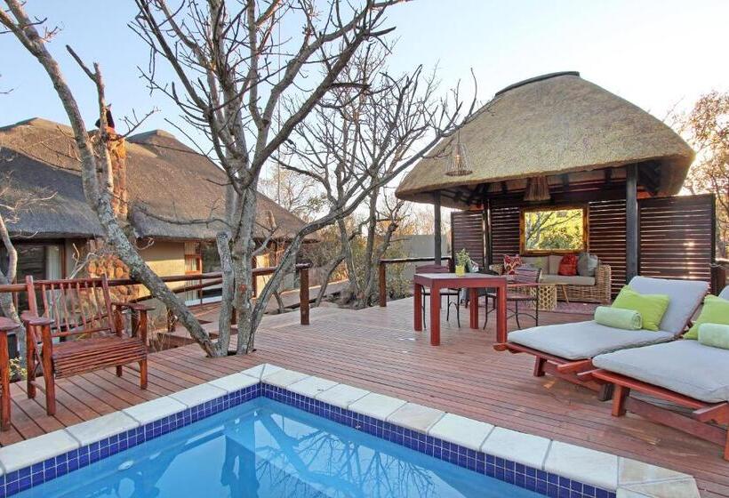 اتاق استاندارد با تخت بزرگ, Ndlovu Safari Lodge