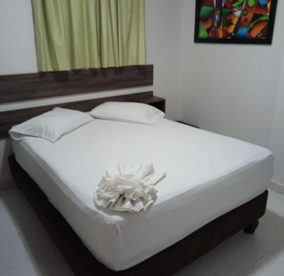 اتاق اکونومی یک تخته, Palms Central