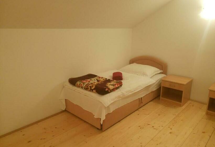 اتاق استاندارد چهار تخته, Guesthouse Nevenko