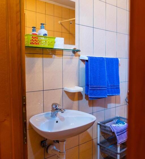 اتاق استاندارد چهار تخته, Guesthouse Nevenko