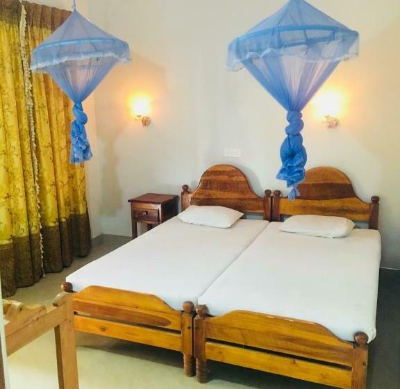 اتاق اکونومی, New Land Guest House