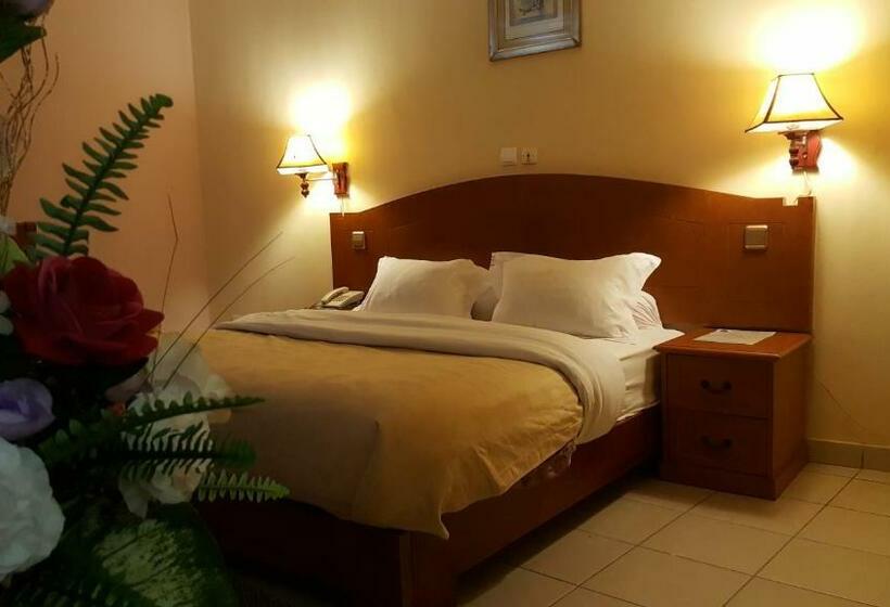 اتاق سوپریور, Peninsula Hotel Douala