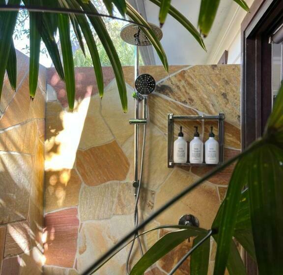 اتاق استاندارد با چشم‌انداز پارک, Away Guesthouse  Away On Shirley Lane