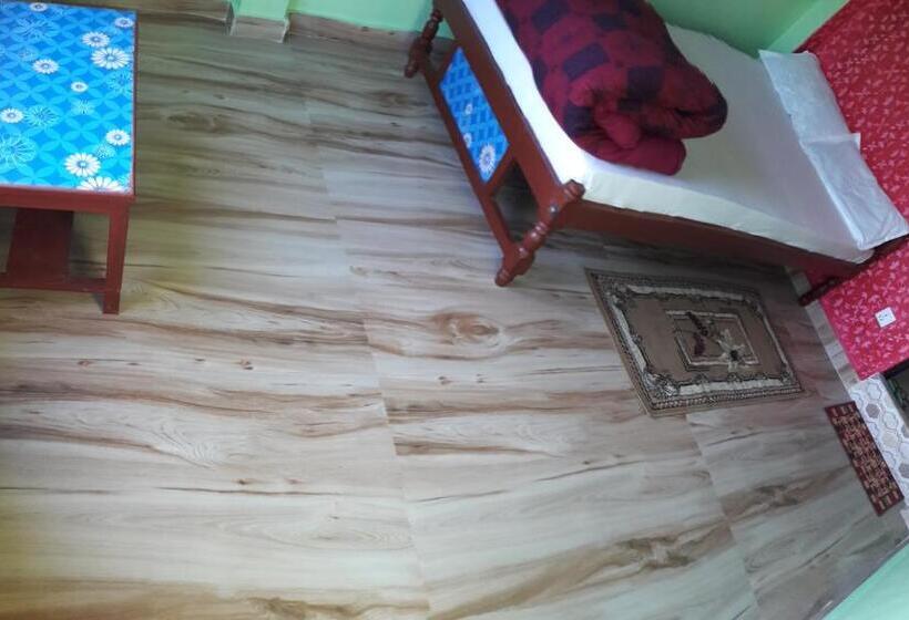 اتاق لوکس, Begnas Coffee House &