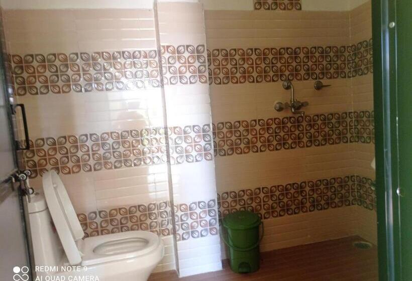 اتاق استاندارد با بالکن, Begnas Coffee House &