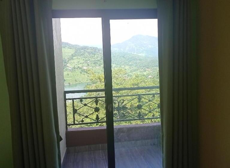 اتاق استاندارد با بالکن, Begnas Coffee House &