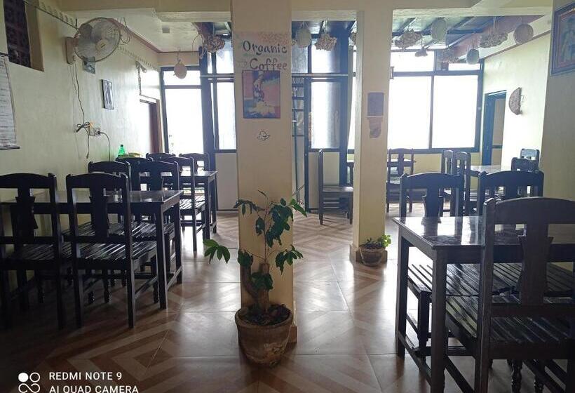 اتاق لوکس, Begnas Coffee House &