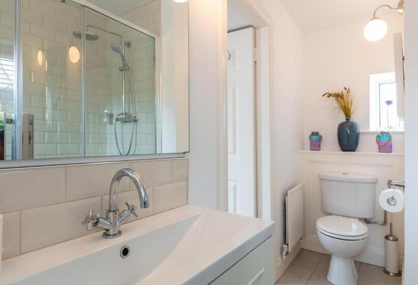 اتاق سوپریور با تخت بزرگ, Roseville Youghal   Luxury Accommodation