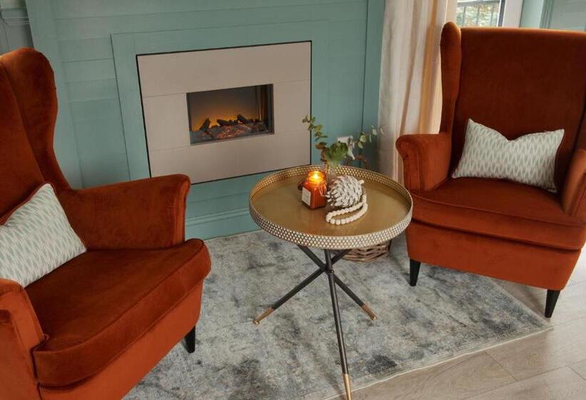 سوئیت جونیور با چشم‌انداز باغ, Roseville Youghal   Luxury Accommodation