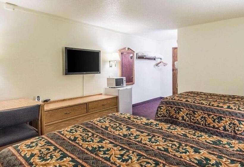 اتاق استاندارد با 2 تخت دوبل, Fergus Inn