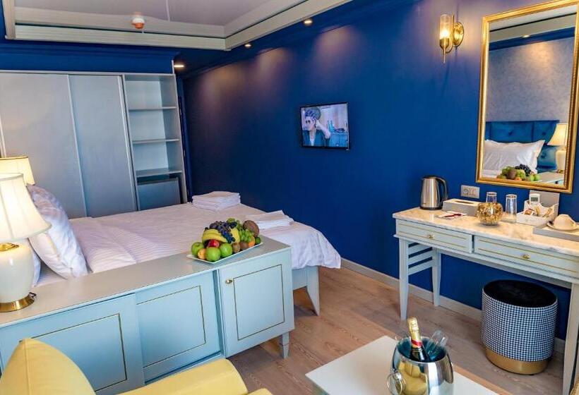 اتاق استاندارد با تخت دوبل و چشم‌انداز, Phoenicia Blue View