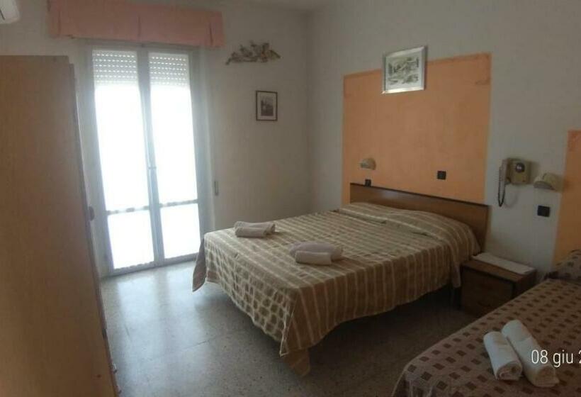 اتاق استاندارد یک نفره, Rosy