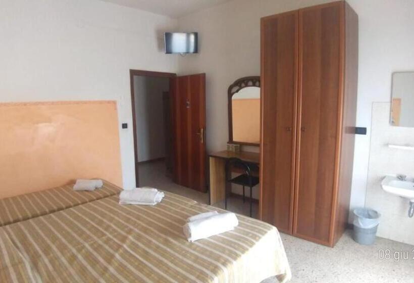 Standard room with outdoor bath, Rosy