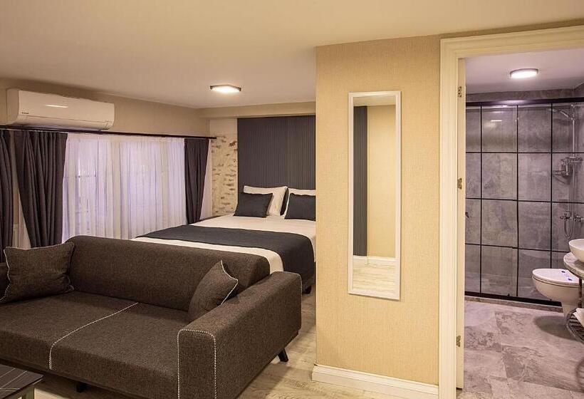اتاق استاندارد, Moss Suites