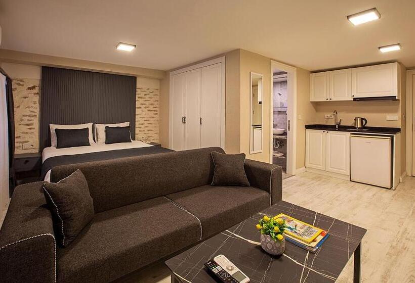 اتاق استاندارد, Moss Suites