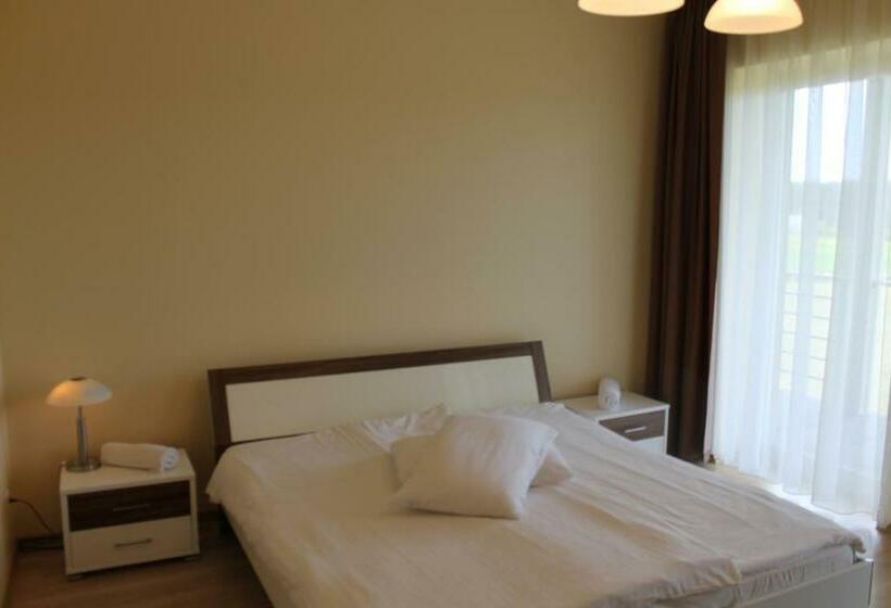 اتاق استاندارد با سرویس بهداشتی مشترک, Beach Guesthouse Lenkas