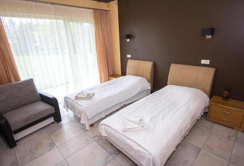 اتاق استاندارد با چشم‌انداز باغ, Beach Guesthouse Lenkas