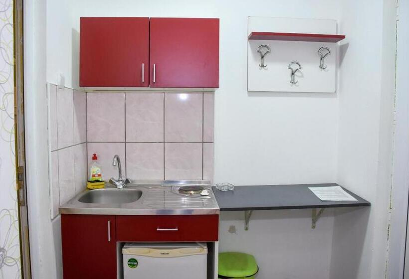 اتاق استاندارد, Guest House Ceca
