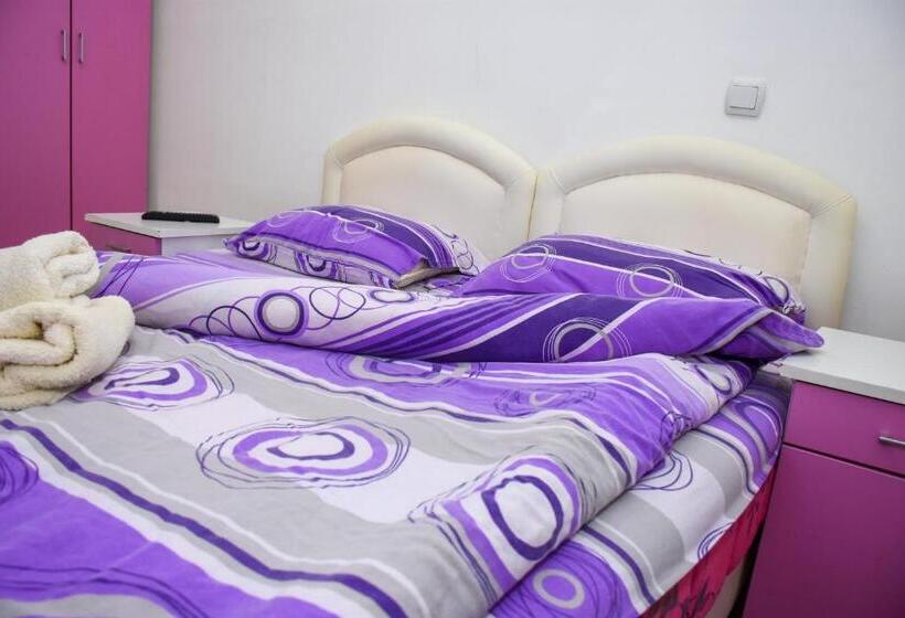 اتاق استاندارد, Guest House Ceca